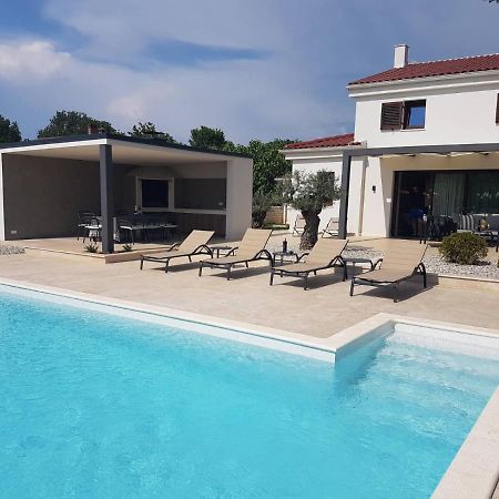 Villa Caprice - Krk Milohnici Exterior photo