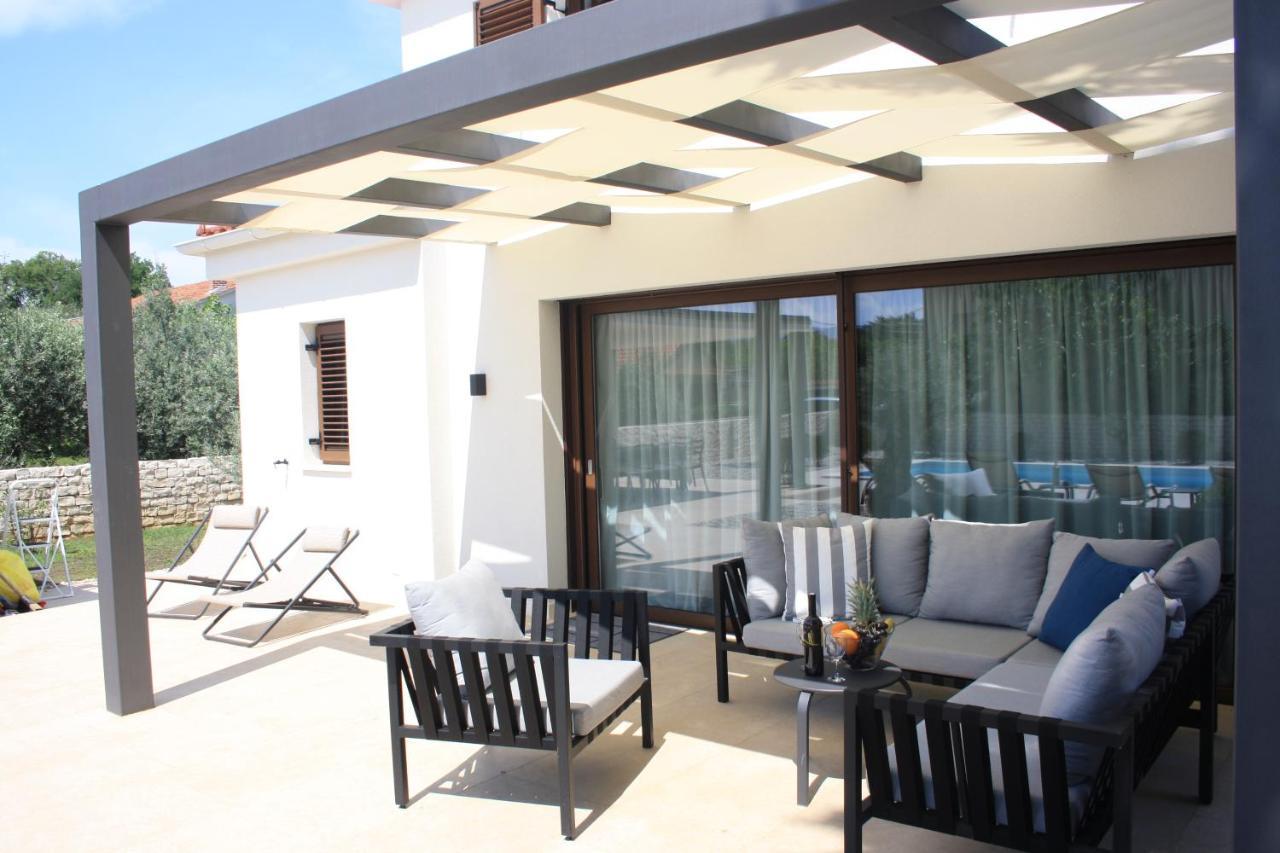 Villa Caprice - Krk Milohnici Exterior photo